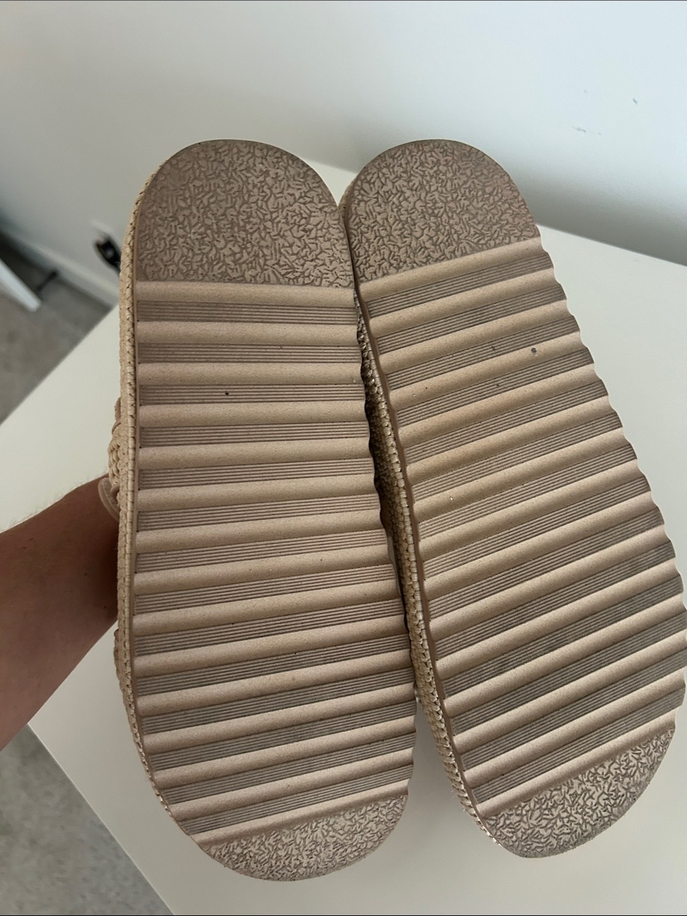 Steve Madden Beige Woven Platform Sandals - Picture 4 of 6